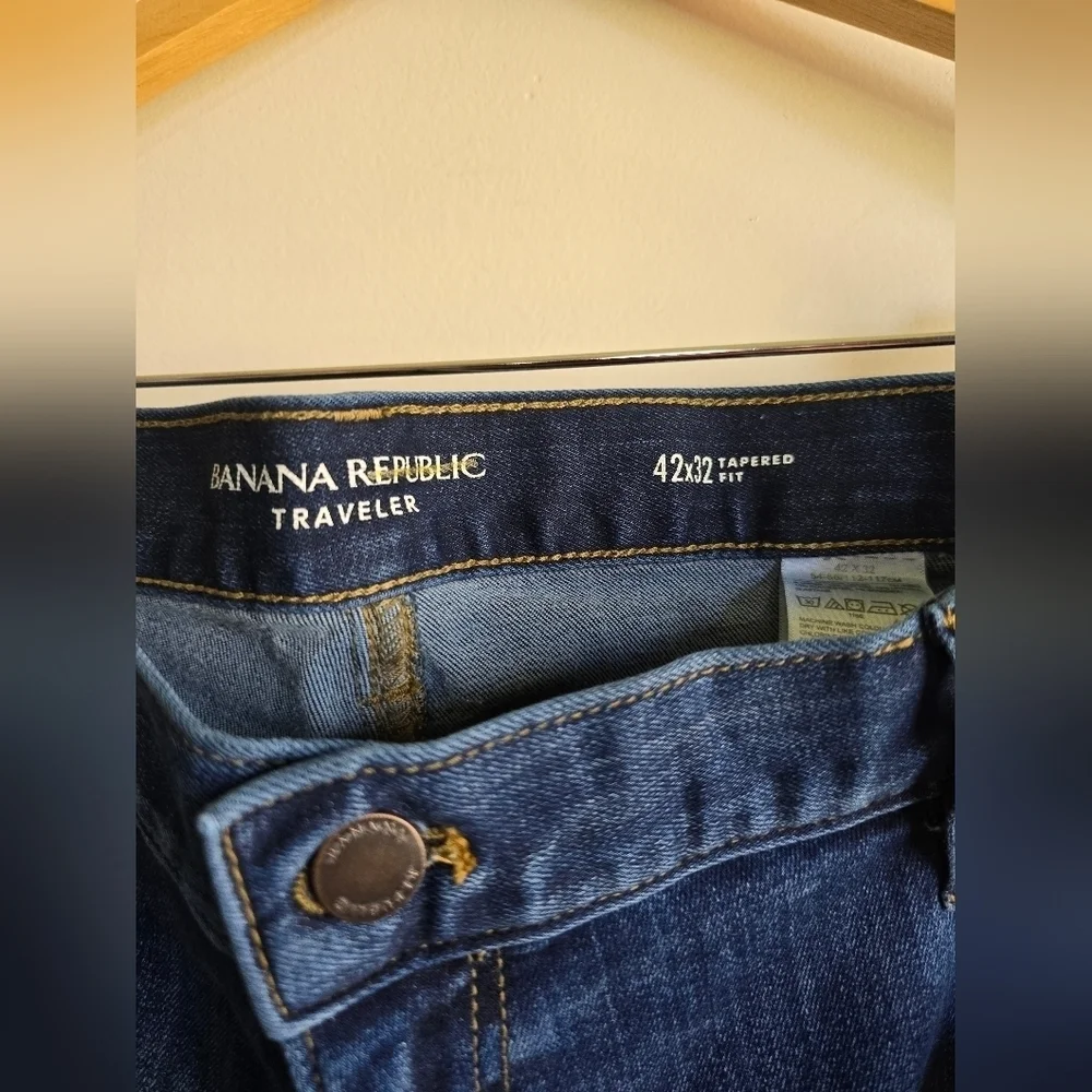 Banana Republic, Tapered LUXE Traveler Jean-Washed Indigo, SIZE42×32